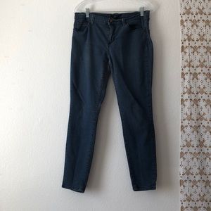 meduim/ dark washed forever 21 low rise skinny
